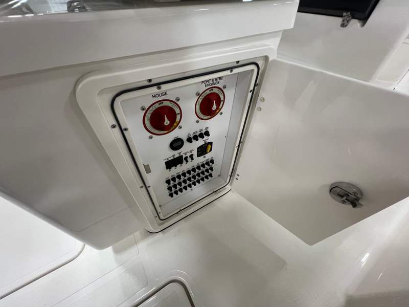 Boat Image 10