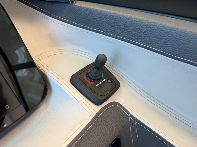 Boat Image 4