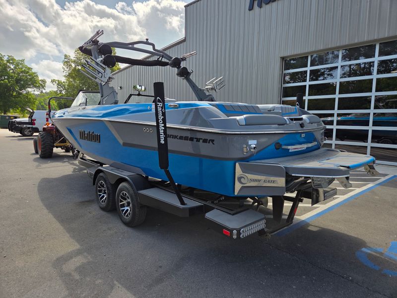 Boat Image 1
