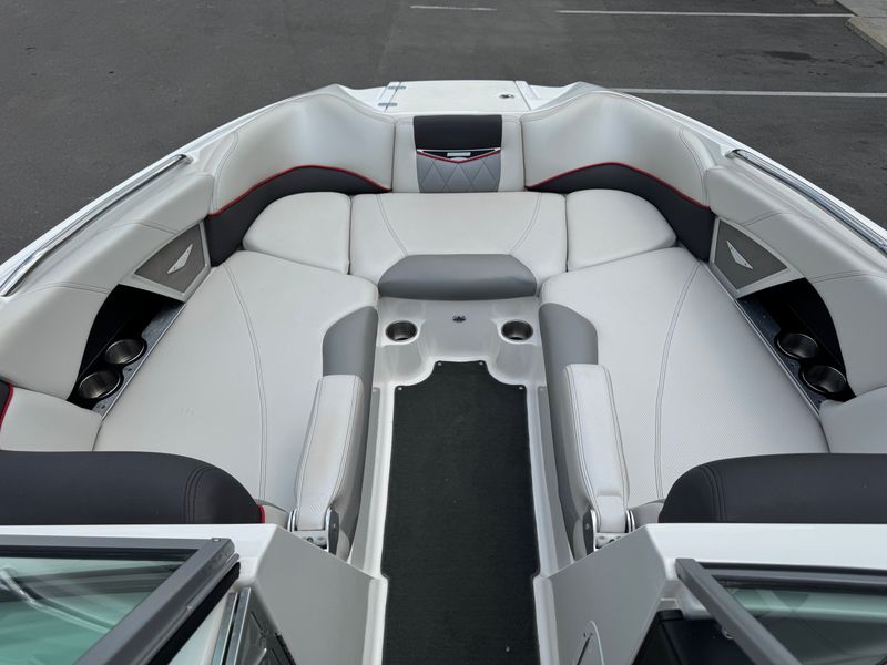 Boat Image 13