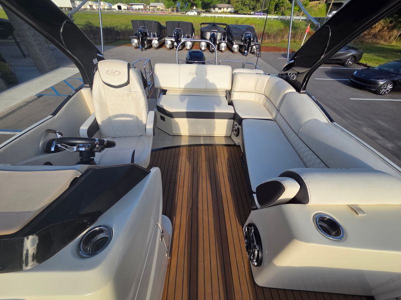 Boat Image 11