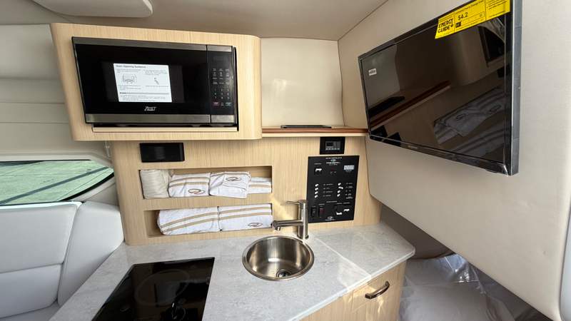 Boat Image 10