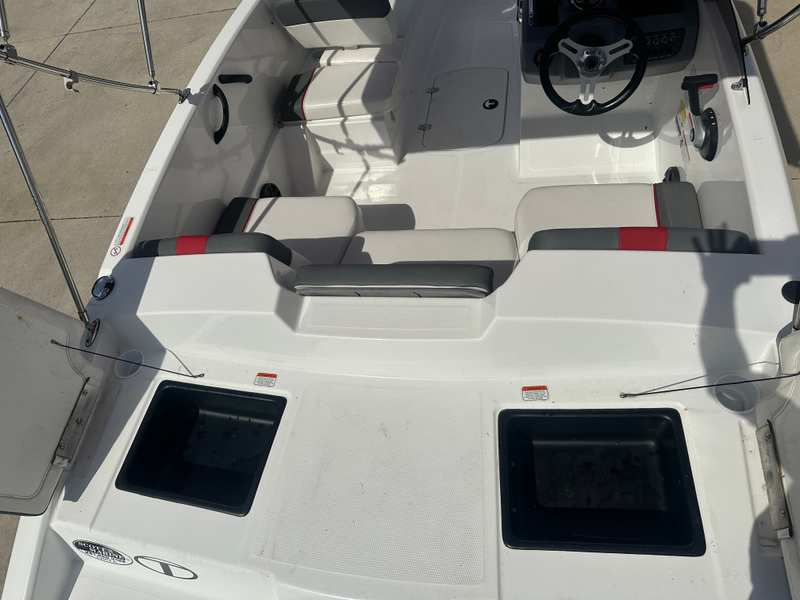 Boat Image 10
