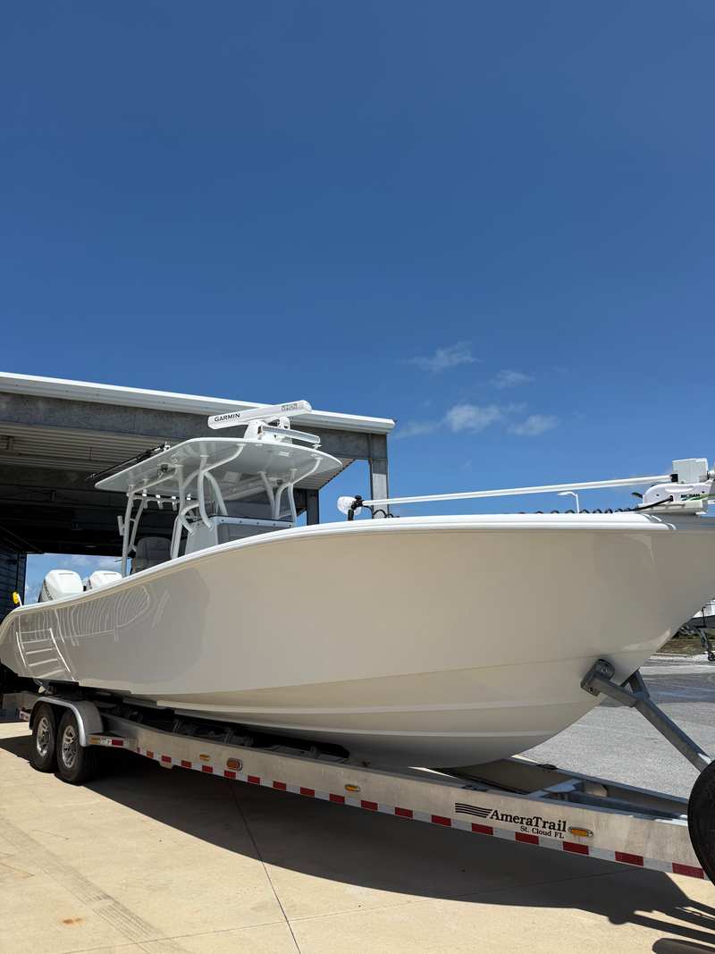 2018 Yellowfin 32 CC