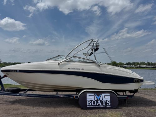 2003 Rinker 232 Captiva
